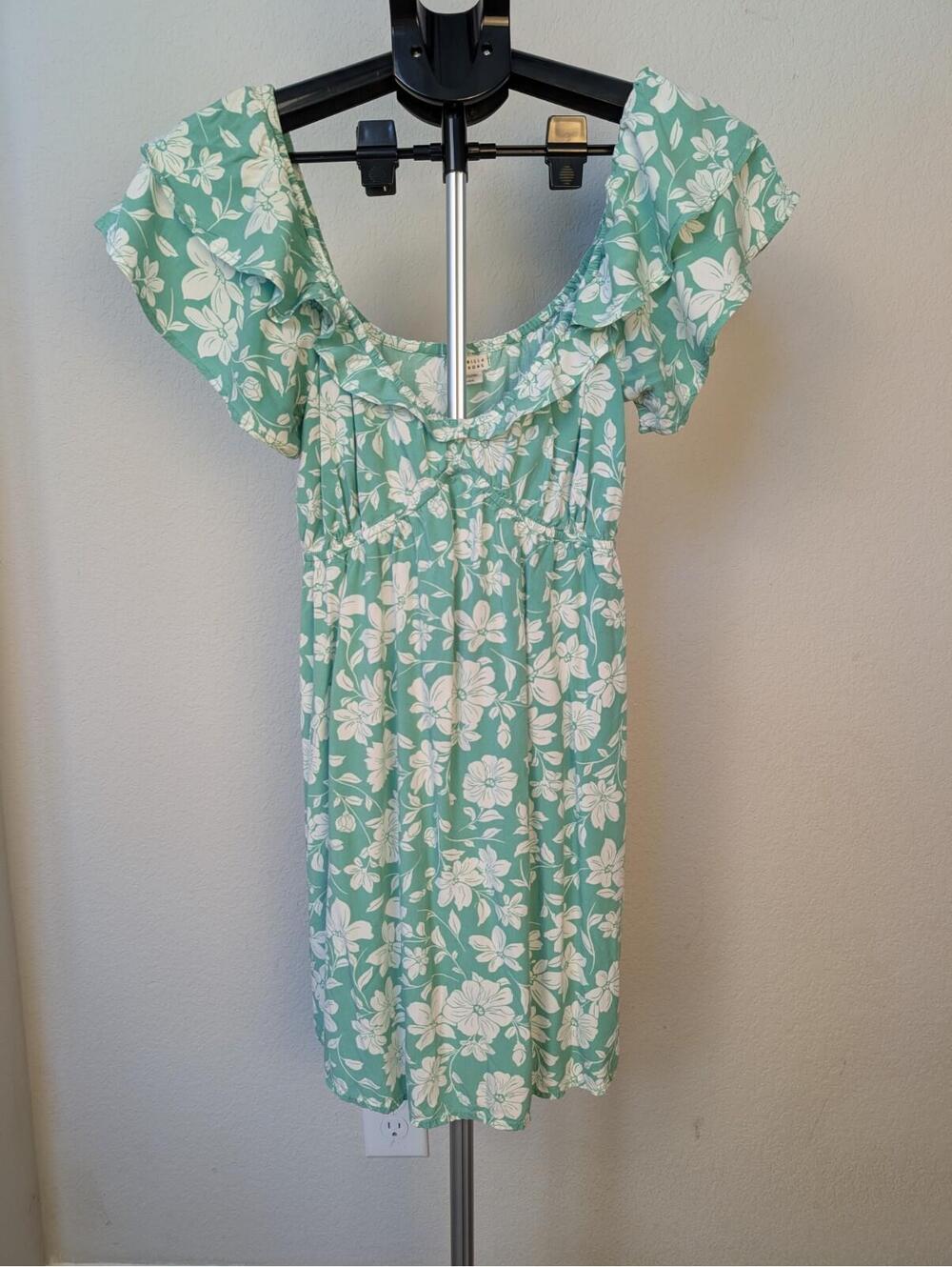 Cottagecore Billabong Mint Floral Ruffle Mini Dress Size L